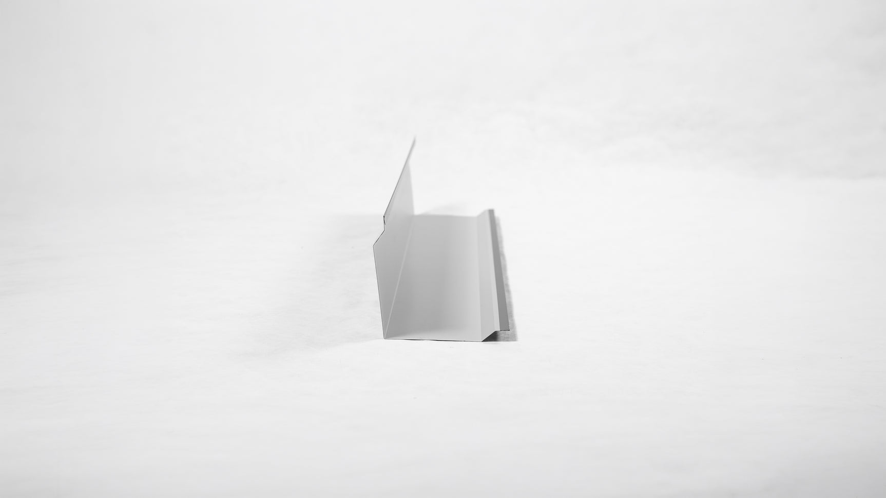 MasterRib® Outside Corner Trim (Mini Corner Trim)